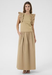 Платье макси