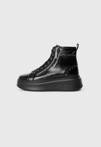 Высокие кеды Высокие кеды