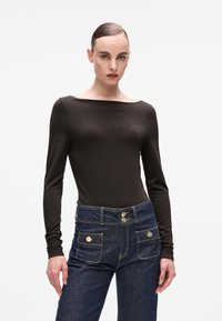 Лонгслив Лонгслив