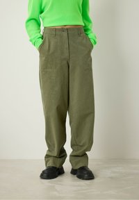 Широкие брюки