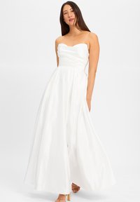 Летнее платье Летнее платье