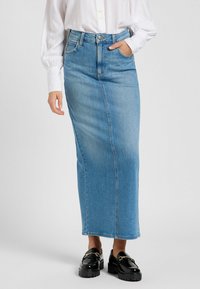 Джинсовая юбка