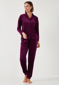 Пижама Пижама