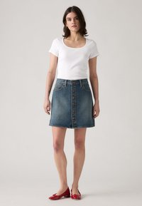 Джинсовая юбка