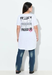 Длинная майка