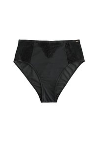 Трусы на бедрах