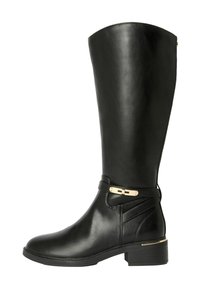 Широкие сапоги