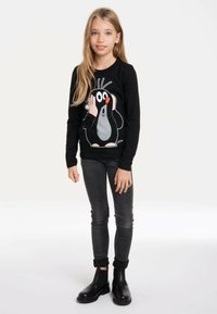 Лонгслив Лонгслив