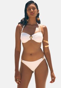 Низ от бикини