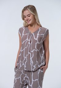 Майка-борцовка