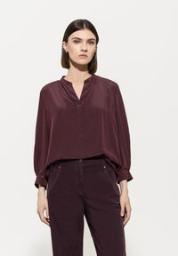 Блузка Блузка