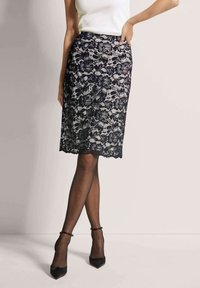 Юбка-карандаш