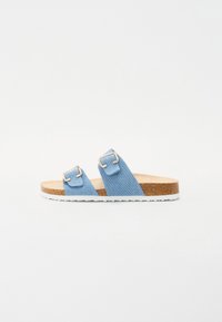 Шлепанцы Шлепанцы