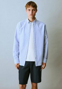 Рубашка Рубашка