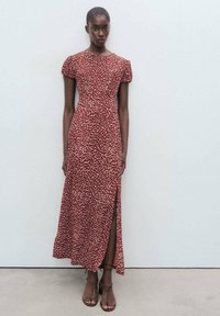 Платье макси