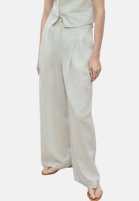 Широкие брюки