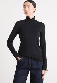 Майка Майка