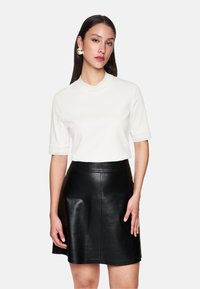 Футболка Футболка