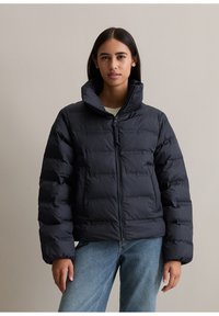 Зимняя куртка Зимняя куртка