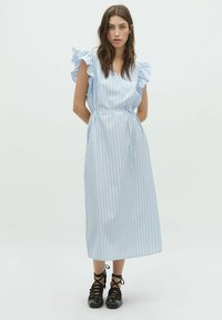 Летнее платье