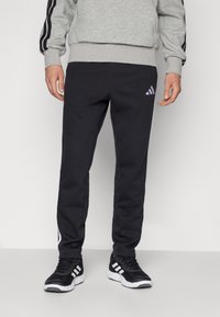 Спортивные штаны Спортивные штаны