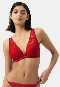 Бюстгальтер Бюстгальтер