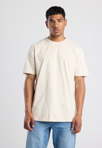 Футболка Футболка