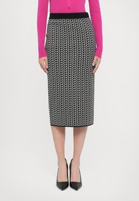 Юбка-карандаш