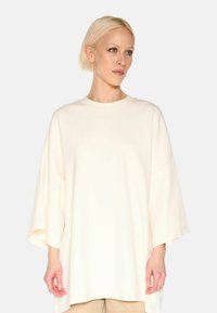 Длинная майка