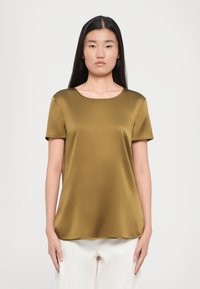 Шелковая блузка Шелковая блузка