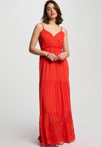 Платье макси