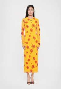 Платье макси