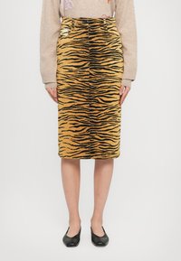 Юбка-карандаш