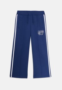 Спортивные штаны Спортивные штаны