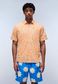 Рубашка с коротким рукавом