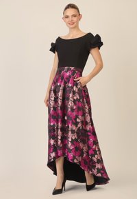 Платье макси