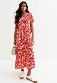 Летнее платье