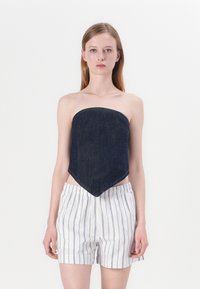 Джинсовая блузка