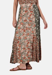 Длинная юбка