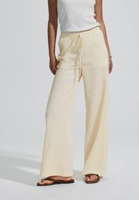 Брюки Брюки