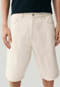 Шорты Шорты