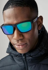 Солнечные очки