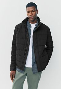 Зимняя куртка Зимняя куртка