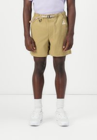 Шорты Шорты