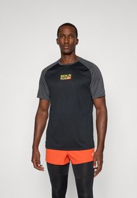 Спортивная майка