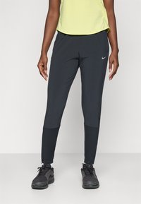 Спортивные штаны Спортивные штаны