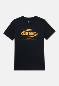 Футболка Футболка