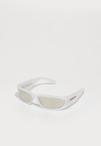 Солнечные очки Солнечные очки