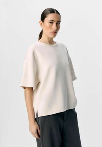 Футболка Футболка