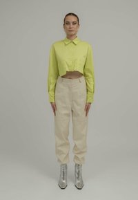 Широкие брюки